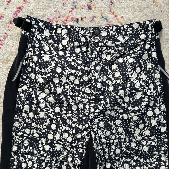 Free People Love You Back Floral Ski Shell Pant in Black & White sz XS - Picture 4 of 7
